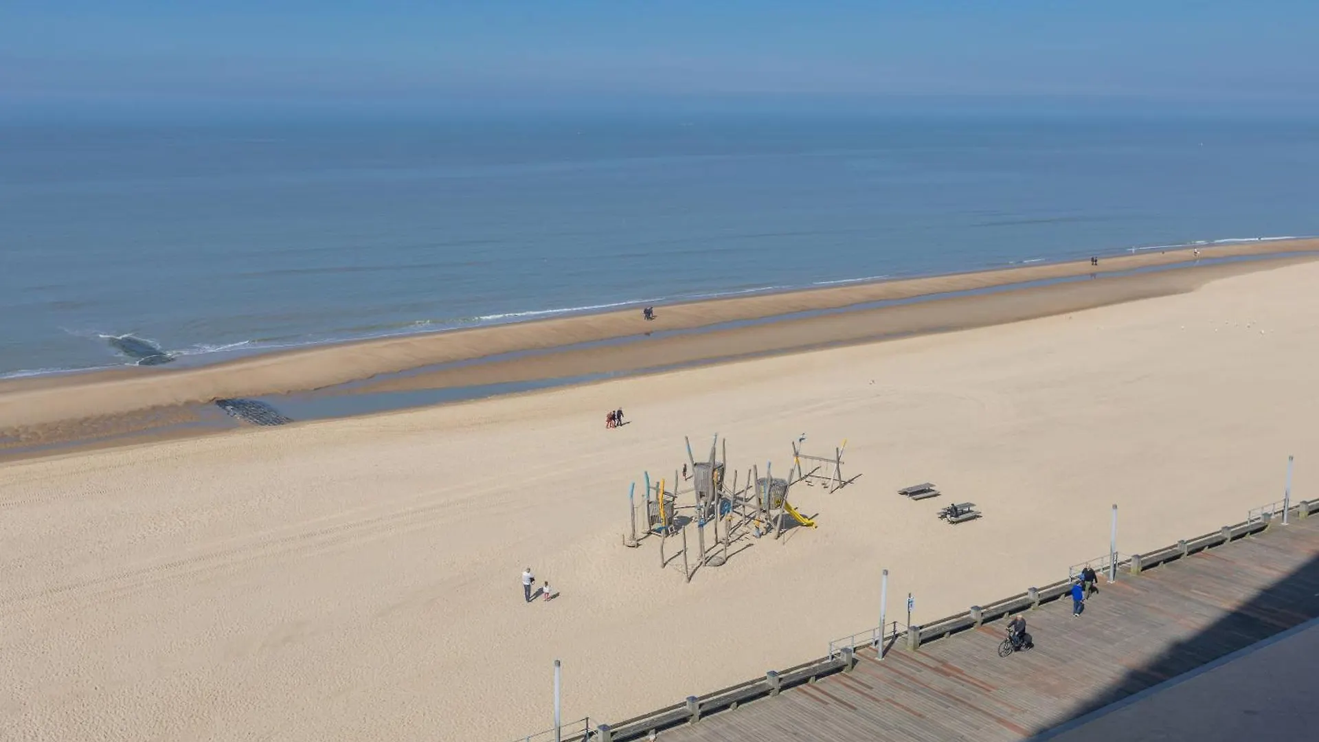Apartment Royal Palace 7 - 07-04 Ostend
